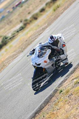 media/Oct-15-2023-TrackXperience (Sun) [[85198ff50b]]/Group 3/session 4 turn 3/